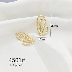 Detailed view of tulip alloy pendants with dimensions 30x17mm for jewelry making