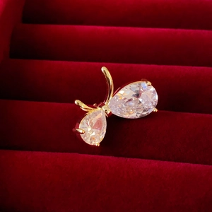 Élégante Broche Papillon Zircon Cuivre Plaqué Or Petit Noeud Papillon Épingle À Revers Bijoux Pour Femme Accessoire De Mode