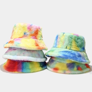 Tie-Dye Faux Fur Bucket Hat Warm Thick Rainbow Plush Sun Hat Wide Brim Winter Outdoor For Women