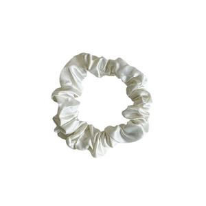 Elegante elastico per capelli in raso crema con trama liscia effetto seta per donna