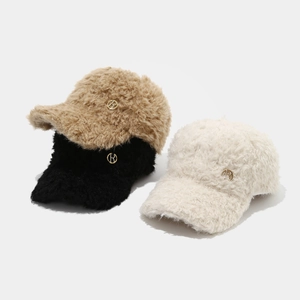 Casquette De Baseball En Fausse Fourrure Chaude Hiver Chapeau Extérieur Femmes Mode Logo Lettre Métallique