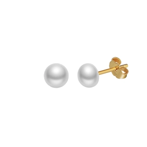 Close-up of pearl earrings with S925 silver hallmarks and elegant golden finish