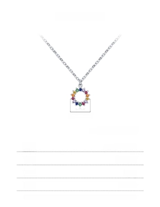 Makro-Detail des 925er Sterling Silber Regenbogen-Anhängers mit bunten Edelsteinen