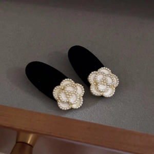 Elegant pair of black velvet camellia hair clips with gold-edged pearls for women