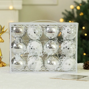 Christmas ornaments set with 12 silver and white plated balls in transparent gift box