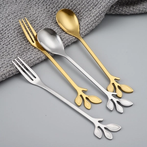 Leaf-shaped handle stainless steel spoon and fork set in gold and silver finish
