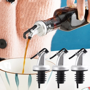 Oil Bottle Pourer Stopper Dispenser Spout Press Type Leakproof Kitchen Accessory For Soy Sauce Vinegar