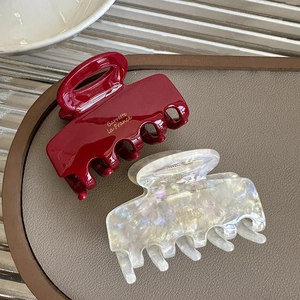 Elegant acetic acid hair claw set in vintage deep red and pearlescent white colors