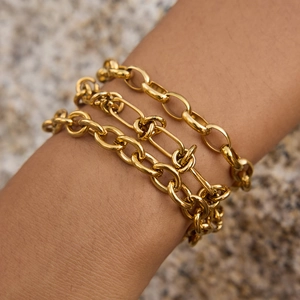 Classic 18k gold plated titanium steel link bracelet set for women in stacked style