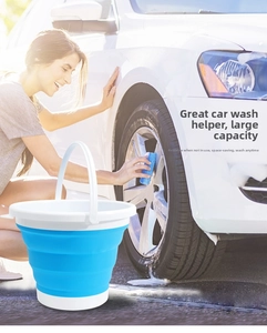 Tragbarer blauer Silikon Falteimer für die Autowäsche und Outdoor Angelaktivitäten