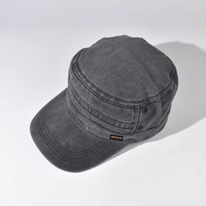 Berretto militare piatto in cotone grigio scuro lavato con logo Sport in metallo giallo