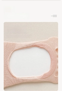 Detail of high-elasticity pink cotton low cut socks with non-slip mesh cuff