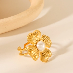 18K gold stainless steel flower ring with white pearl, elegant minimalist style for women