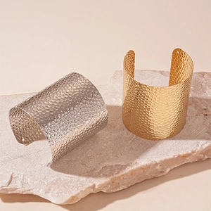 Hammered texture C-shaped wide metal open cuff bracelets in gold and silver finish