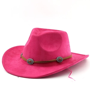 Chapeau de cowboy fuchsia en daim avec bandeau ethnique en cuir et boucles en métal