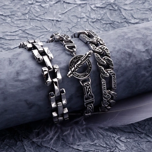 Vintage punk titanium steel men's bracelet with retro engraved patterns and OT clasp