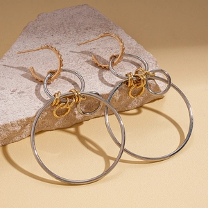 Minimalist geometric circular interlaced hollow hoop earrings in gold and silver finish