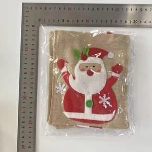 Misura dettagliata del sacchetto regalo di Natale in juta con ricamo Babbo Natale