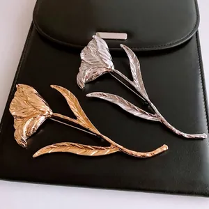Tulip Flower Brooch Alloy Metal Vintage Elegant Floral Pin For Women Suit Coat Fashion Accessory