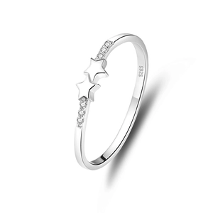 Anello minimalista in argento sterling S925 con design a doppia stella e zirconi lucenti