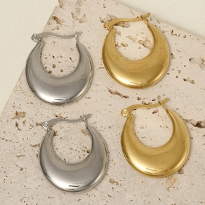 French style 304 stainless steel chunky U-shaped hoop earrings in gold and silver finish