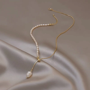 Elegant adjustable freshwater pearl necklace with golden snake chain and baroque pendant