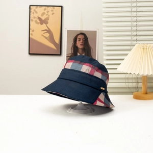 Deep blue patchwork plaid sun hat for women with elegant golden metal brand plate