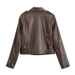 Veste en similicuir marron foncé pour femme avec détails zippés et vue arrière