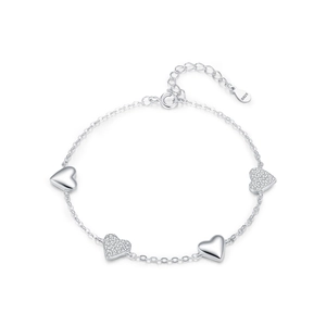 Elegant S925 sterling silver heart bracelet with polished and pavé diamond charms