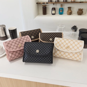Sac À Épaule Imprimé Vintage Pour Femmes Cuir PU Chaîne Bandoulière Boucle Fleur Sac Carré Rétro Mode