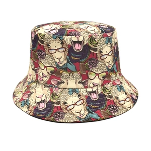 Chapeau bob femme avec imprimé mouton de dessin animé créatif et motifs colorés tendance