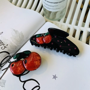 Vintage Sweet Cherry Hair Claw Clip Acetate 3D Fruit Design With Pink Rhinestones Korean Style Fashion Headwear For Women