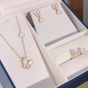 Butterfly Shell Freshwater Pearl Jewelry Set For Women Gold Plated Necklace Stud Earrings Ring Bracelet Elegant Bridal Fashion Accessory