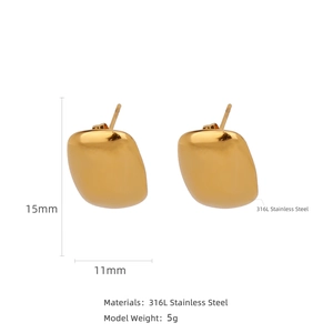 Minimalist 15mm gold-plated 316L stainless steel square stud earrings for women