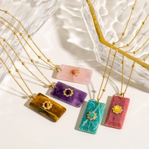 Vintage Stainless Steel Pendant Necklace For Women Natural Stone Square Sun Star Charm Gold Beaded Chain Jewelry Gift