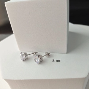 Classic 8mm heart-cut cubic zirconia stud earrings in polished silver stainless steel