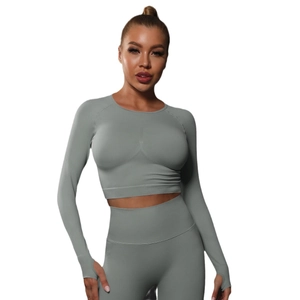 Ensemble de yoga sans couture avec haut à manches longues et legging taille haute vert sauge