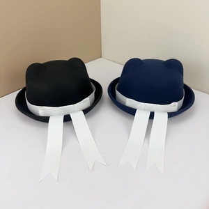 Modischer JK-Uniform-Bowler-Hut mit Katzenohren und weißen Schleifen in Schwarz und Navy