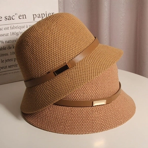 Chapeaux bob d'été chic pour femmes en kaki et rose avec lanières en cuir élégantes