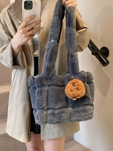 Women Plush Tote Bag Faux Fur Quilted Woven Square Checkerboard Shoulder Handbag With Bear Charm Soft Warm Winter Casual
