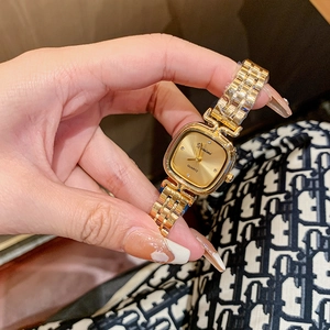 Elegant gold square dial watch for women with metal chain strap and quartz movement