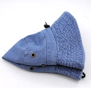 Chapeau de pêcheur en denim bleu classique avec cordon réglable et œillets d'aération
