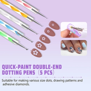 Détail de 5 stylets de dotting nail art à double embout avec manches à spirales