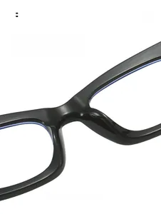 Close-up of comfortable integrated nose pads on black square anti-blue light glasses