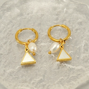 Chic gold stainless steel earrings featuring white pearls and triangular shell pendants
