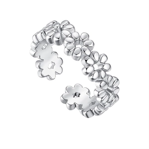 Minimalist S925 sterling silver open daisy flower toe ring with adjustable band on white background