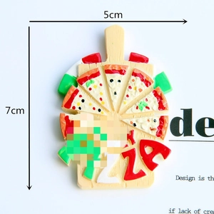 Detailed 3D pizza resin fridge magnet with tray and dimensions of 5cm by 7cm