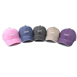 Washed cotton baseball caps with fox embroidery in five assorted vintage colors