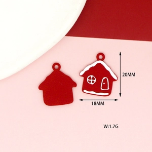 Detail of red house charm for DIY jewelry with dimensions 20mm by 18mm and 1.7g weight