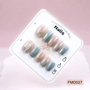 Handmade Press On Nails Cat Eye Mermaid Tail Aurora Shimmering Gilded 3D Water Ripple Shell Texture Square Shape Elegant